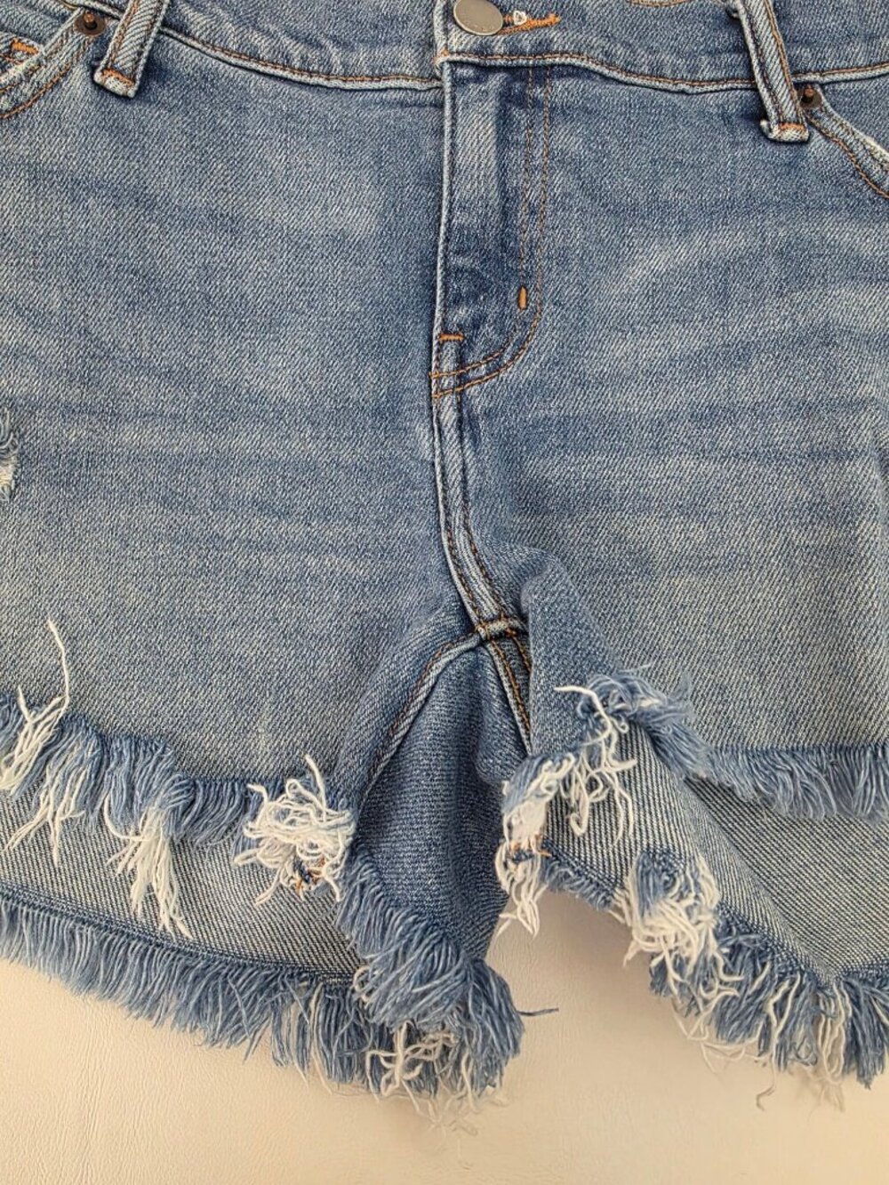 Hatch Distressed Maternity Denim Jean Shorts Frayed Hem Side Panels Size 27 - Picture 10 of 15